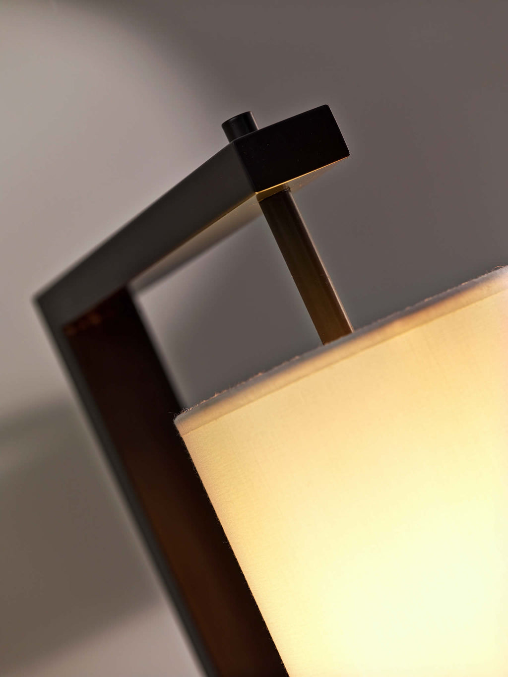 Modern Hanging Table Lamp with Cylinder Shade – Minimalist Metal Design