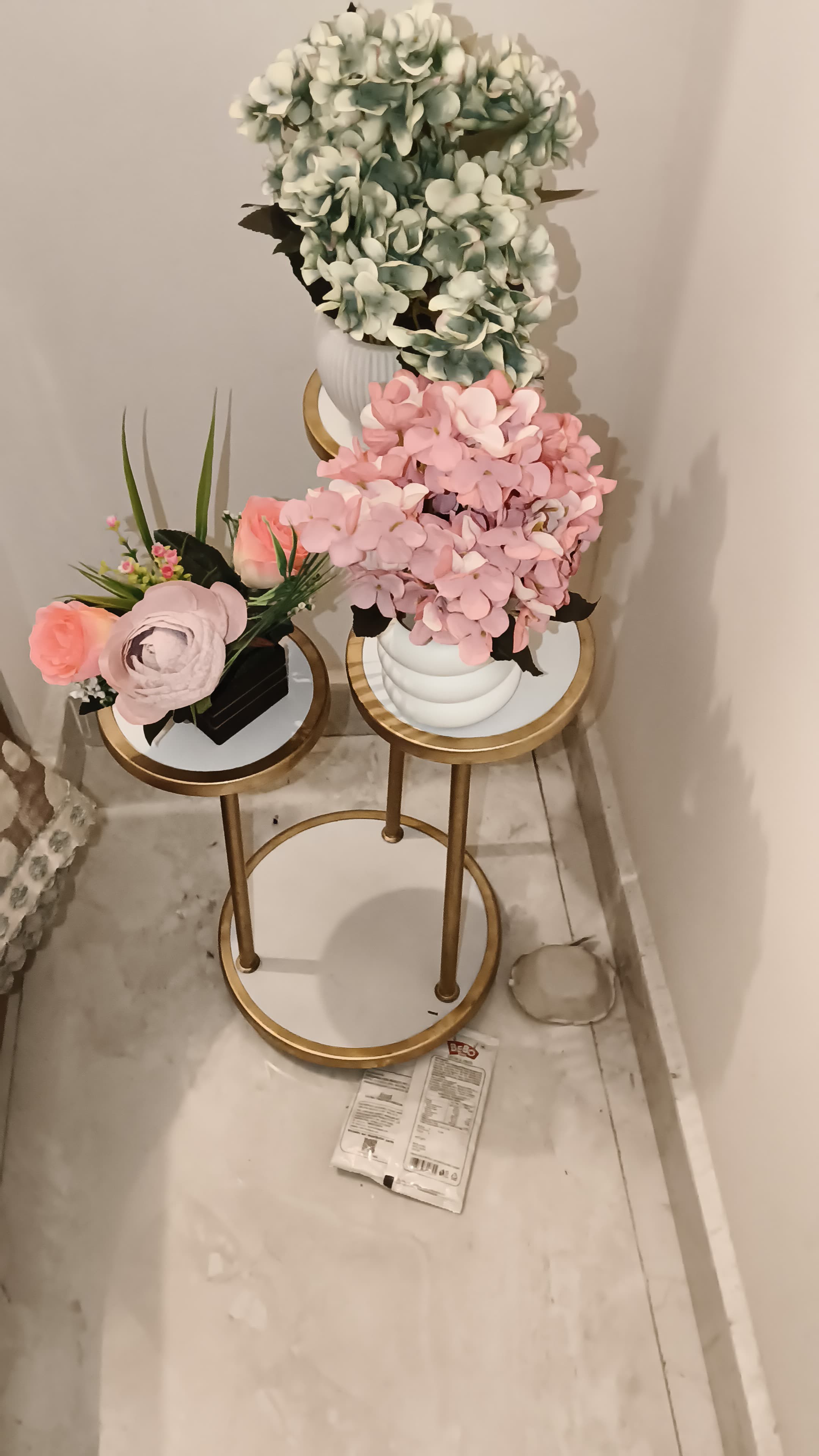 OWESCO Luxury 3-Tier Gold Metal Plant Stand with Marble Finish Tops FT8 (GOLDEN)